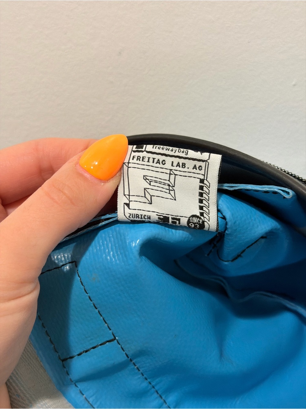 Freitag F40 JAMIE Sky Blue Sling Unisex Crossbody Messenger Hip Bag - Picture 12 of 13